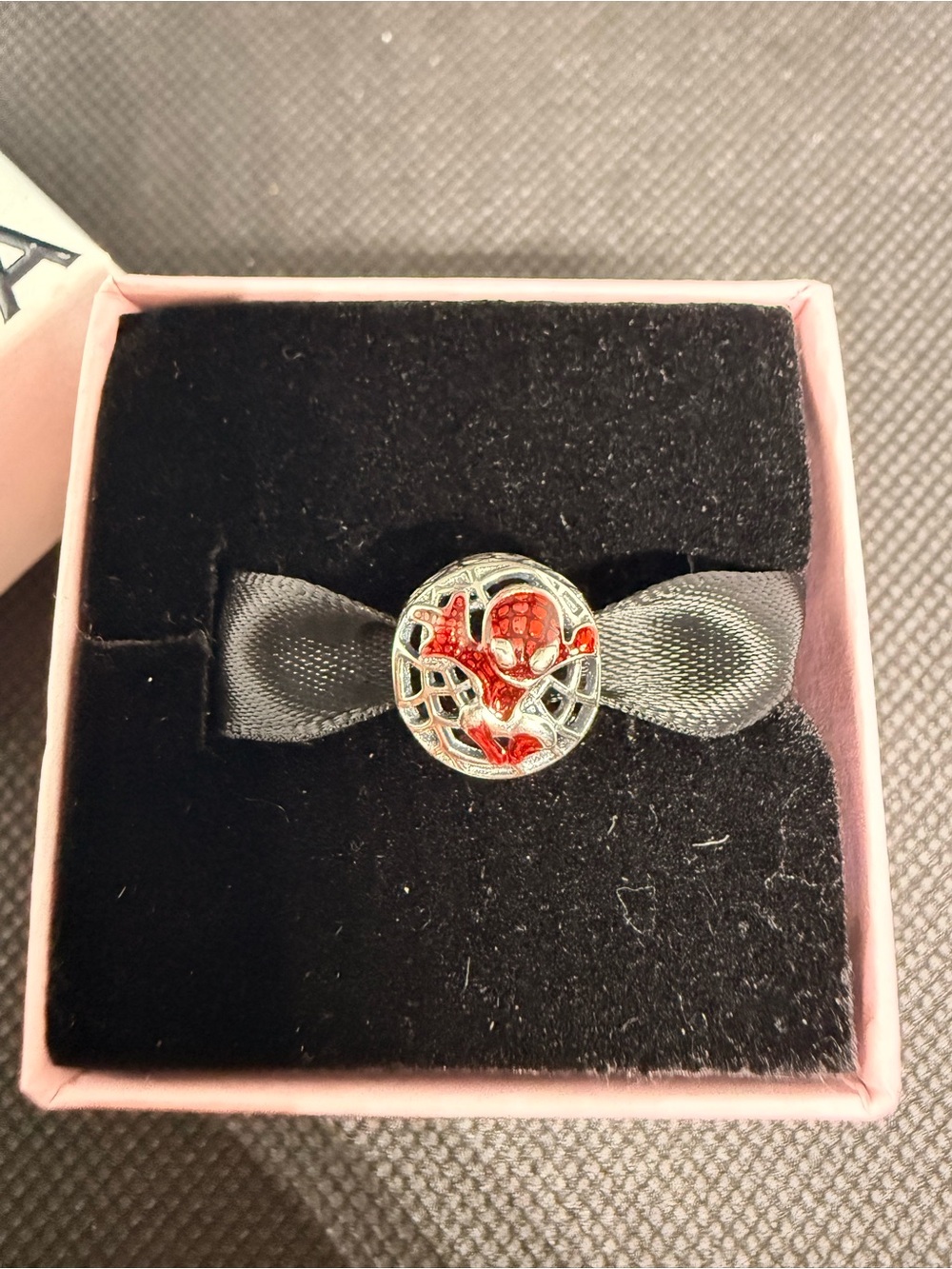 Pandora Spider-Man Openwork Charm